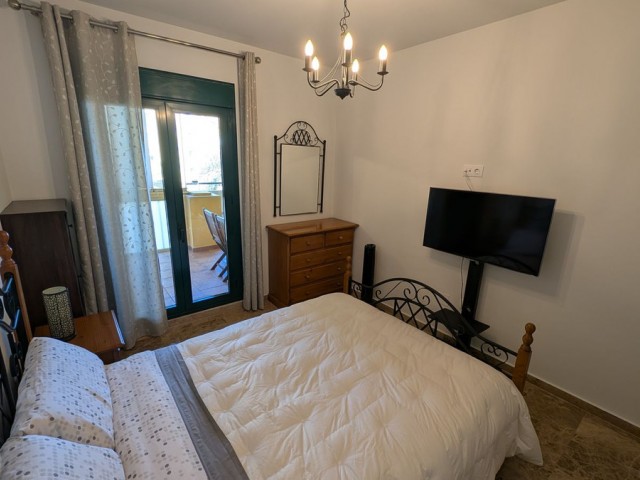 2 Bedrooms Apartment in San Pedro de Alcántara