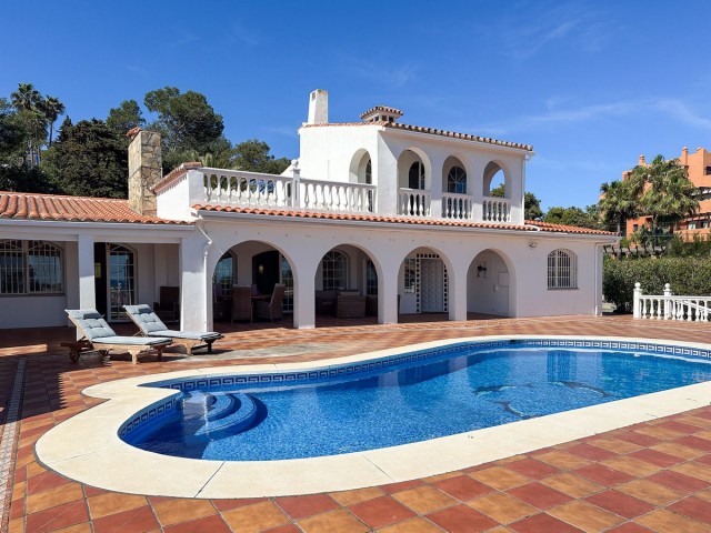 4 Slaapkamer Villa in Estepona