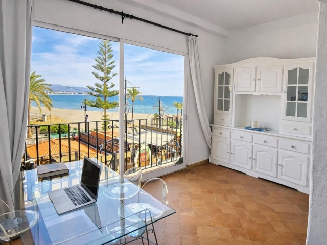3 Bedrooms Apartment in Puerto Banús