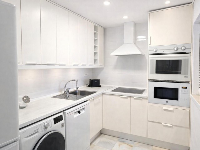 3 Bedrooms Apartment in Puerto Banús