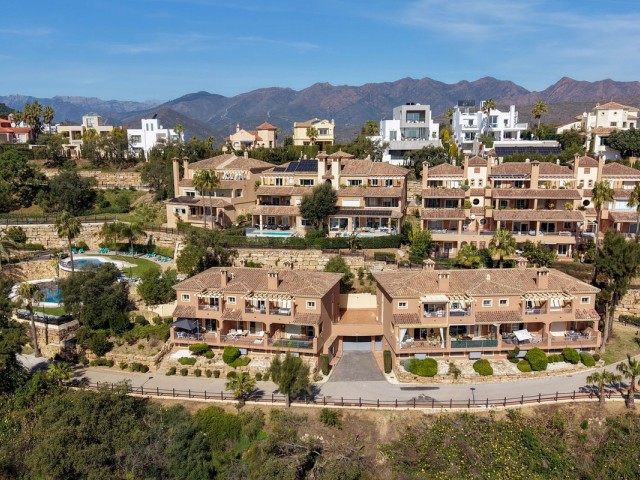 4 Bedrooms Apartment in La Mairena