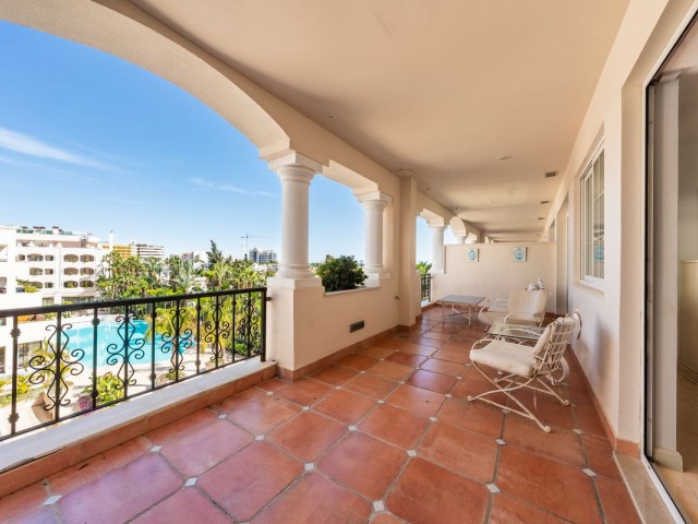 2 Sovrums Lägenhet i Marbella