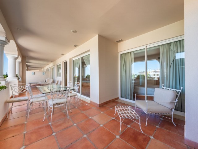 2 Sovrums Lägenhet i Marbella