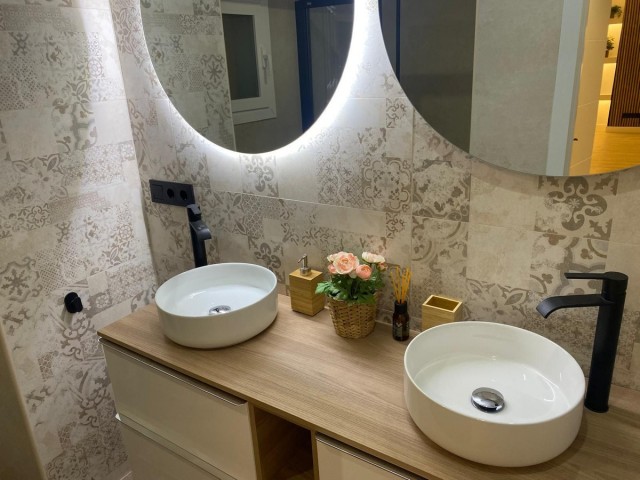 4 Bedrooms Apartment in Puerto Banús