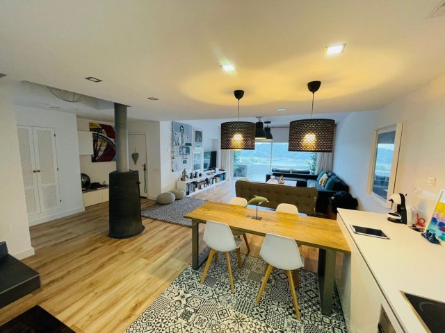 3 Bedrooms Townhouse in Istán