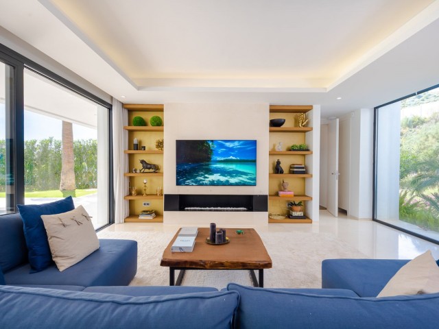 6 Bedrooms Villa in Nueva Andalucía