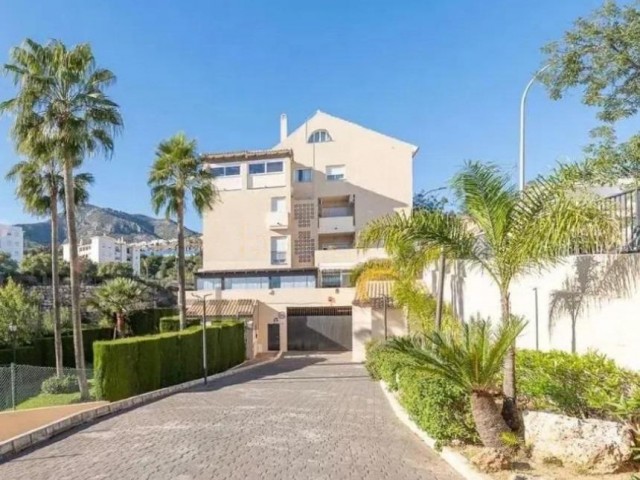 Ático con 4 Dormitorios  en Arroyo de la Miel