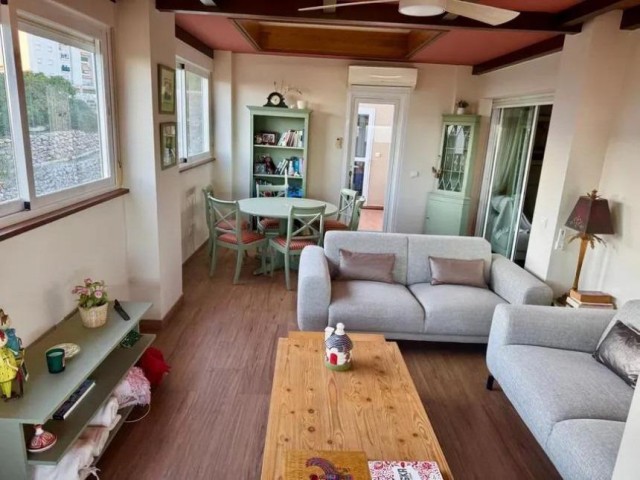 Ático con 4 Dormitorios  en Arroyo de la Miel