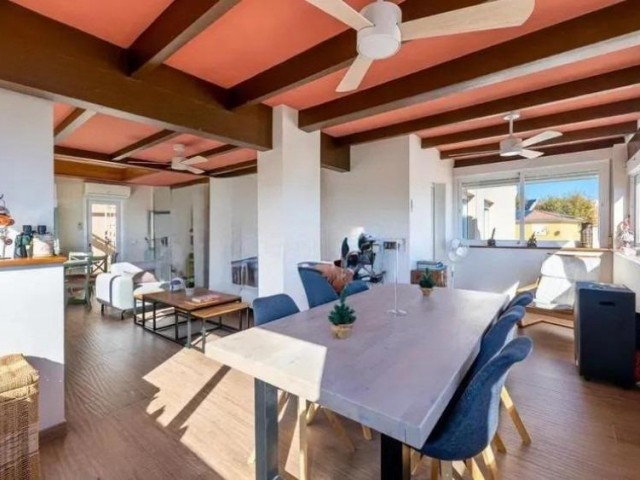 Ático con 4 Dormitorios  en Arroyo de la Miel