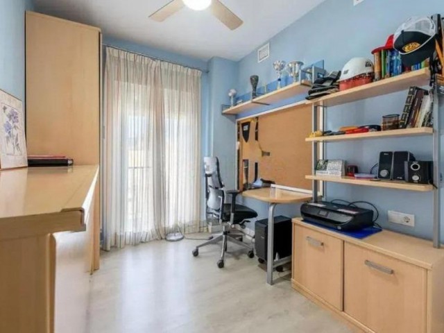 Ático con 4 Dormitorios  en Arroyo de la Miel