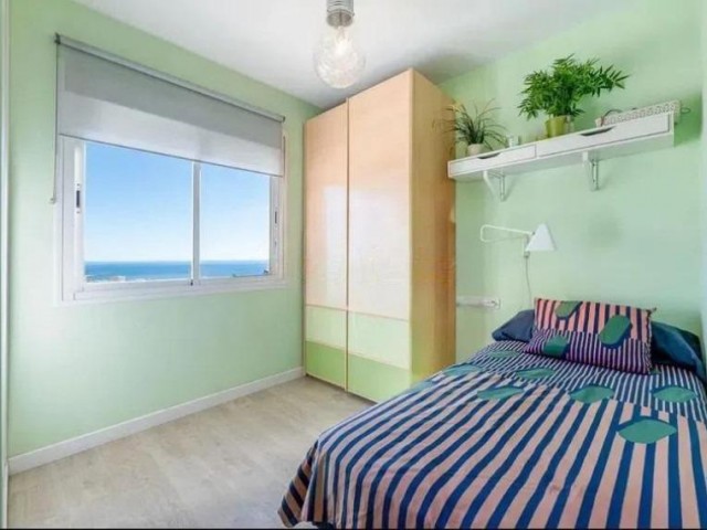 Ático con 4 Dormitorios  en Arroyo de la Miel