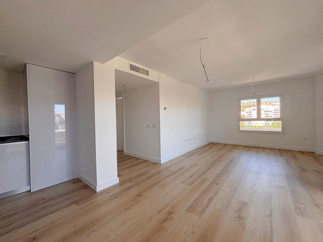 3 Bedrooms Apartment in Nueva Andalucía