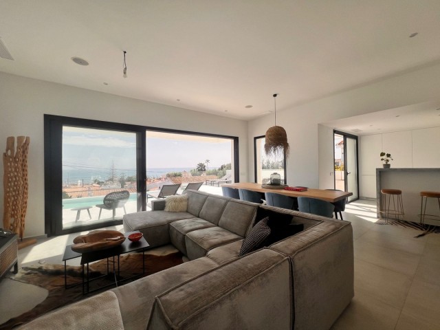 5 Slaapkamer Villa in El Chaparral