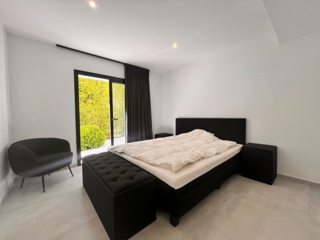 5 Slaapkamer Villa in El Chaparral