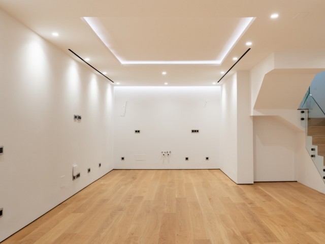 Apartamento con 4 Dormitorios  en The Golden Mile