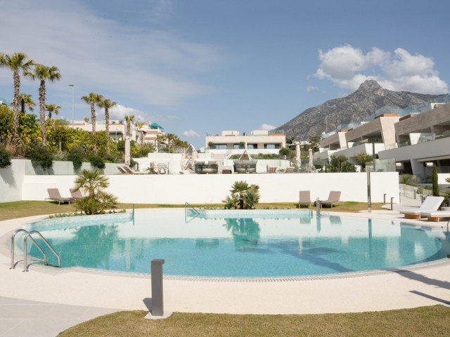 Apartamento con 4 Dormitorios  en The Golden Mile