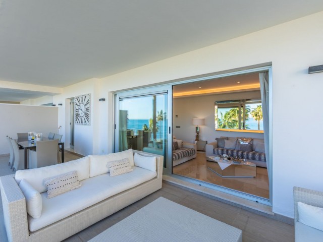 3 Bedrooms Apartment in Estepona