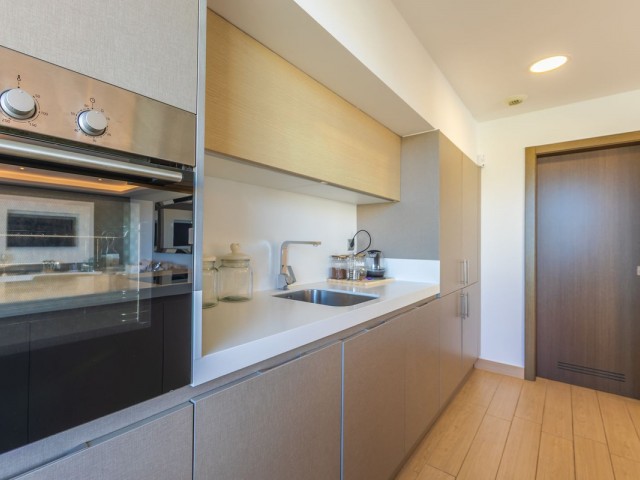 3 Bedrooms Apartment in Estepona