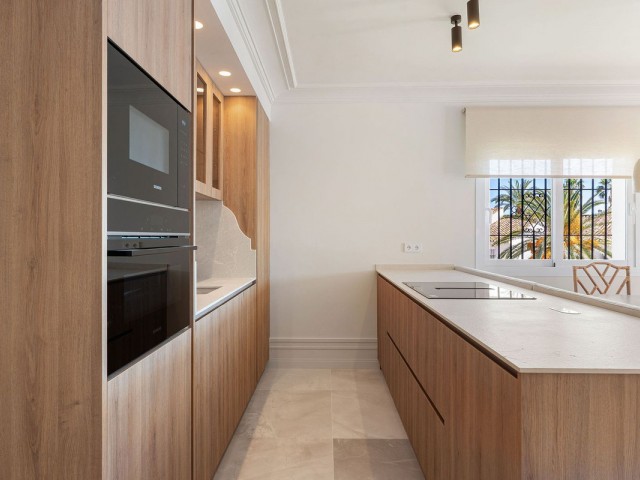 3 Bedrooms Apartment in Nueva Andalucía