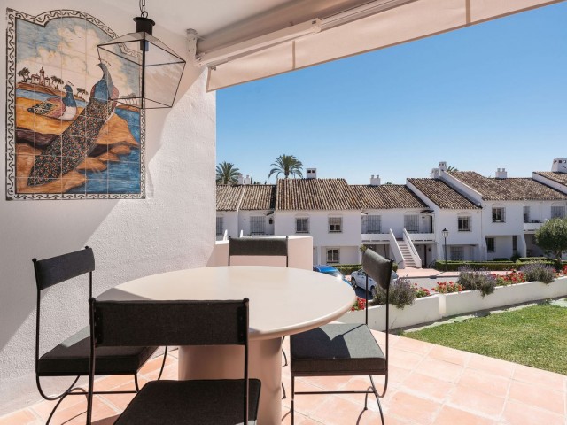 3 Bedrooms Apartment in Nueva Andalucía