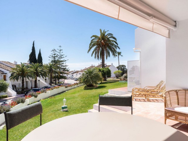 3 Bedrooms Apartment in Nueva Andalucía