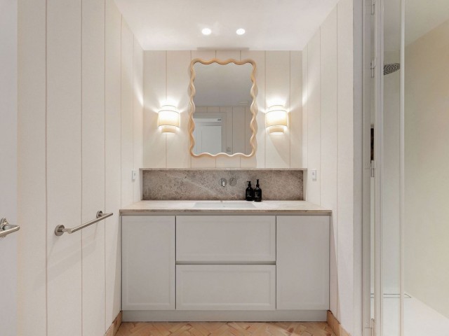 3 Bedrooms Apartment in Nueva Andalucía