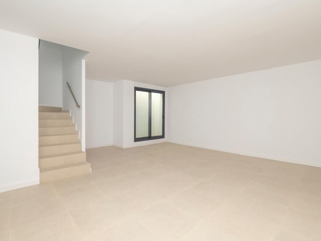 3 Makuuhuoneen Rivitalo Atalaya