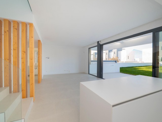 3 Makuuhuoneen Rivitalo Atalaya