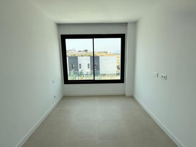 3 Makuuhuoneen Rivitalo Atalaya