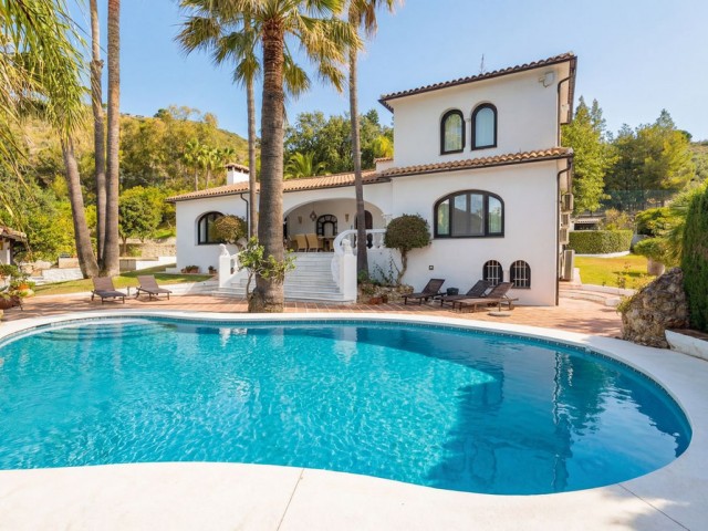 5 Bedrooms Villa in Alhaurín el Grande