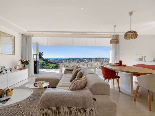 3 Bedrooms Apartment in Nueva Andalucía