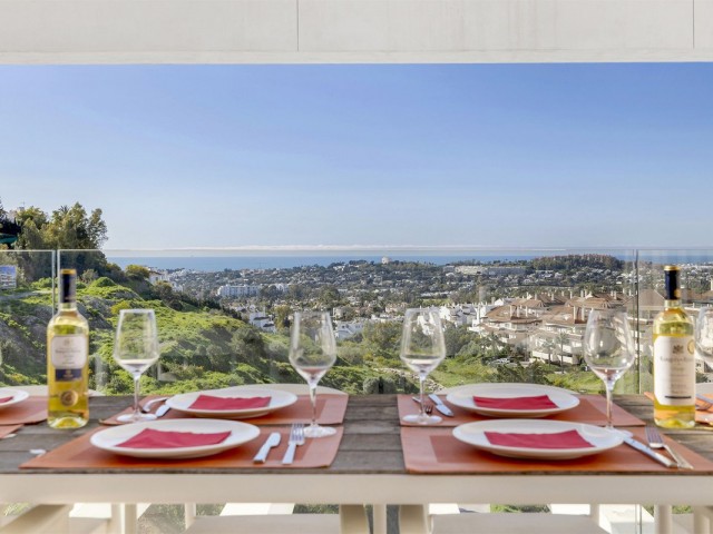 3 Bedrooms Apartment in Nueva Andalucía