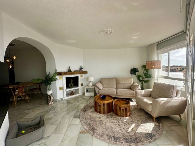 Penthouse avec 3 Chambres  à Calahonda