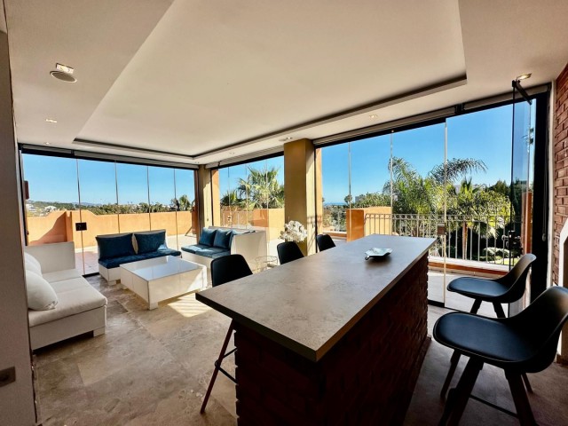 3 Bedrooms Apartment in Nueva Andalucía