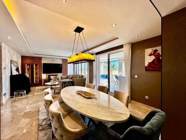 3 Bedrooms Apartment in Nueva Andalucía