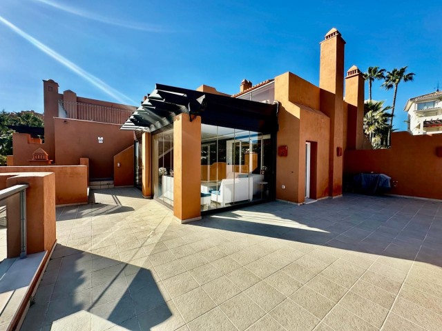 3 Bedrooms Apartment in Nueva Andalucía