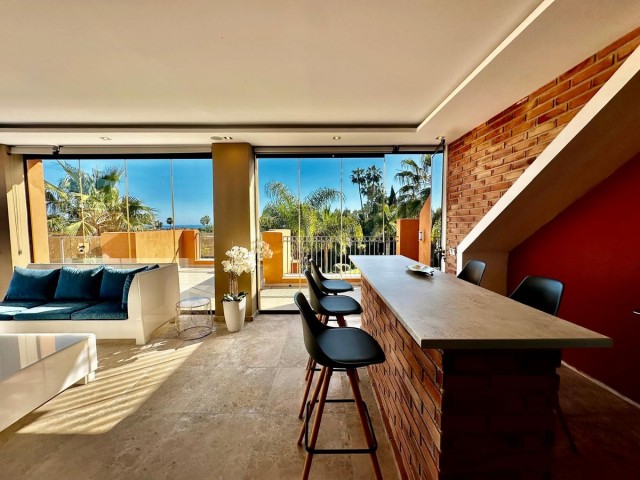 3 Bedrooms Apartment in Nueva Andalucía