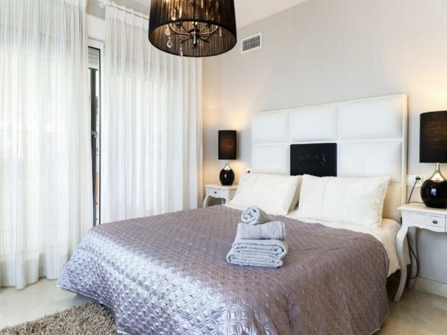 2 Bedrooms Apartment in San Pedro de Alcántara