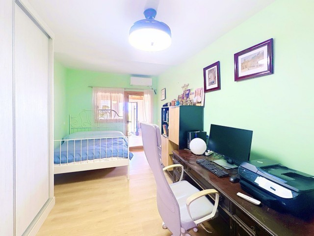 Villa avec 3 Chambres  à Estepona