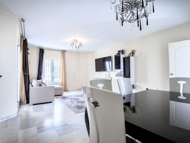 Appartement avec 2 Chambres  à Nueva Andalucía