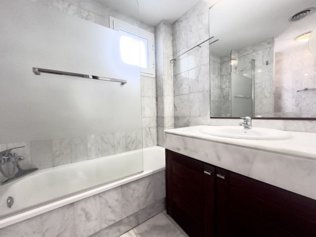 2 Slaapkamer Appartement in Nueva Andalucía