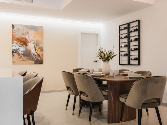 4 Bedrooms Apartment in Nueva Andalucía