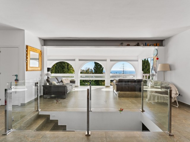 4 Bedrooms Villa in Fuengirola