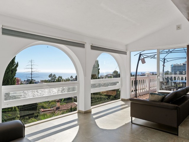 4 Bedrooms Villa in Fuengirola