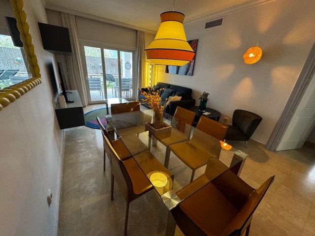 2 Bedrooms Apartment in Nueva Andalucía