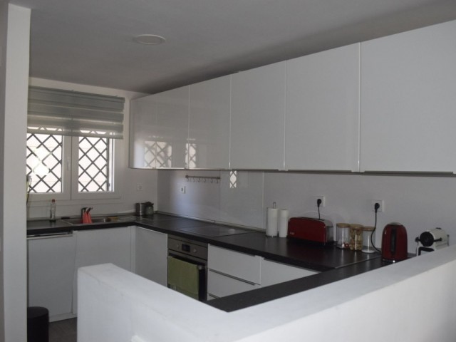 2 Bedrooms Apartment in Nueva Andalucía