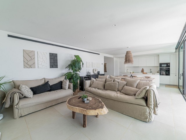 2 Soveroms Leilighet i Higueron