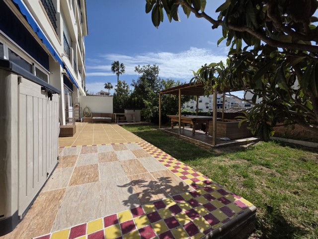 Apartamento con 2 Dormitorios  en Nueva Andalucía