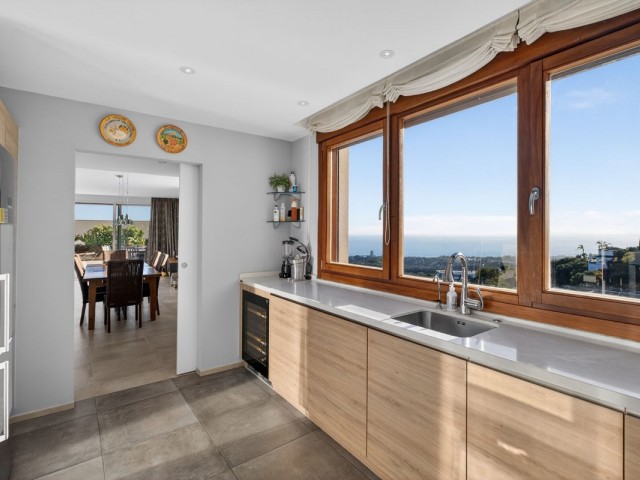 Penthouse in Altos de los Monteros