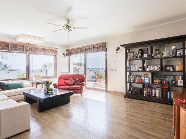 4 Bedrooms Villa in Benalmadena Pueblo